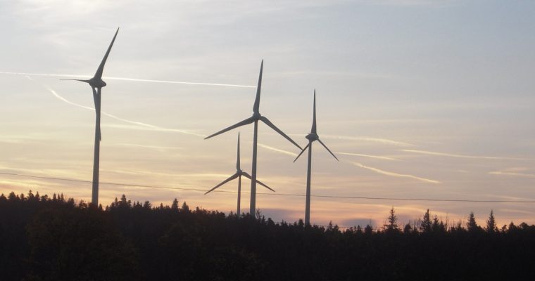 Visite du parc éolien du Rouvey – Col du Rouvey – Saint-Pierre-sur-Doux