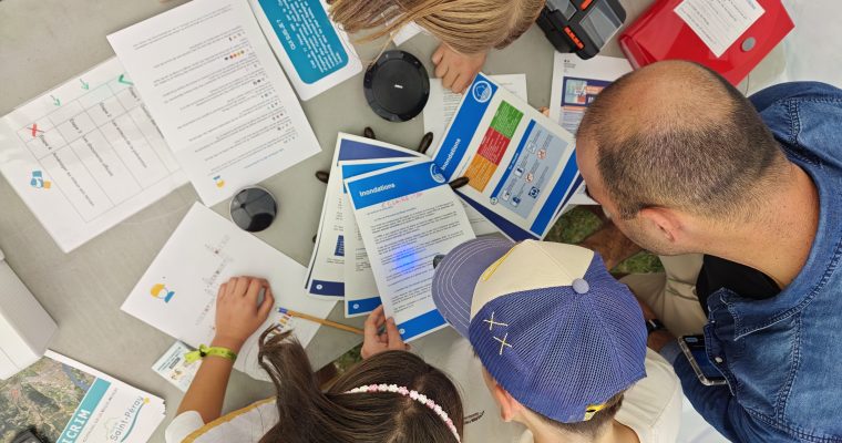 ARC en Fête 2026 : L’ALEC07 sensibilise les familles aux risques climatiques avec l’escape game O’Aléa